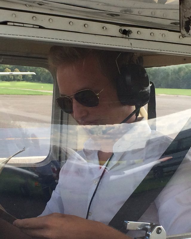 Lennard Kraft im Cockpit vor dem Start, 2014